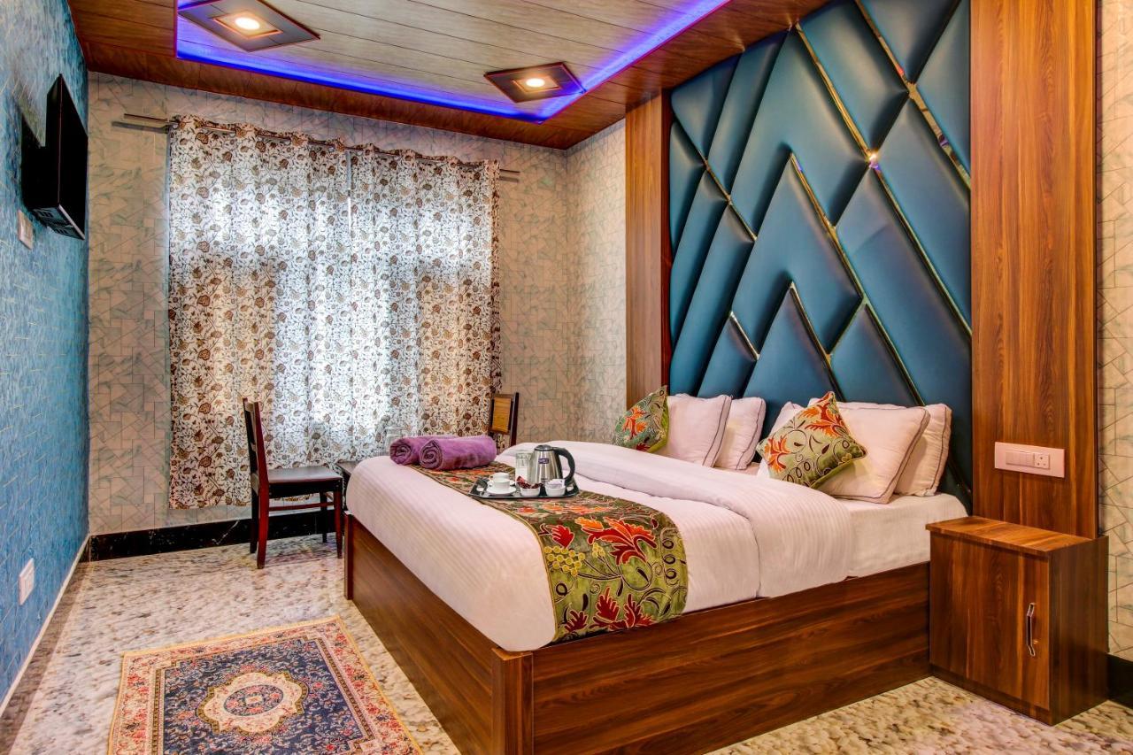 Hotel Royal Hameed Srīnagar Zewnętrze zdjęcie