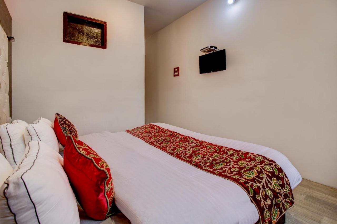 Hotel Royal Hameed Srīnagar Zewnętrze zdjęcie