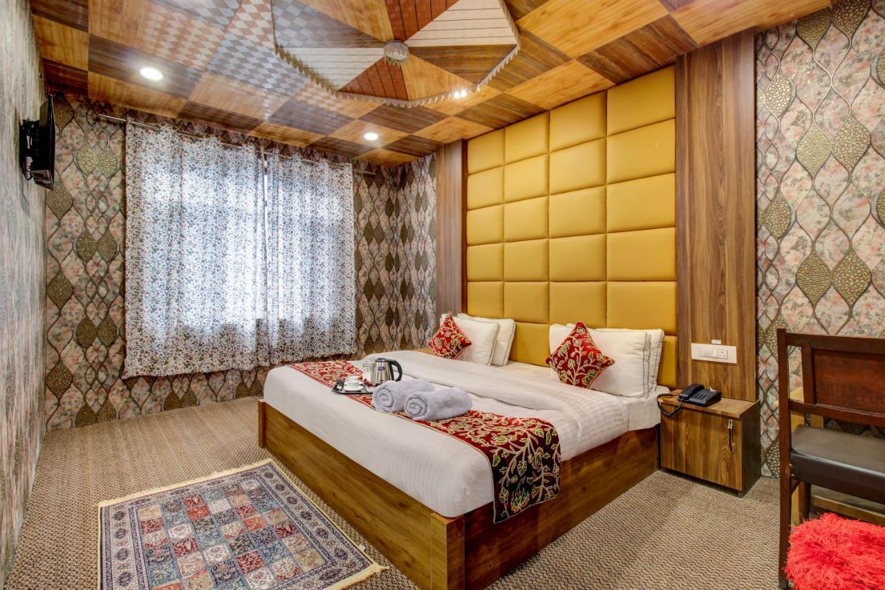 Hotel Royal Hameed Srīnagar Zewnętrze zdjęcie
