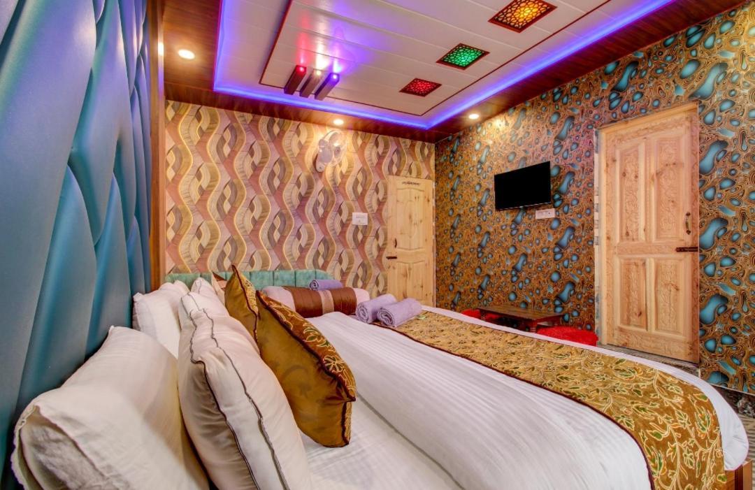 Hotel Royal Hameed Srīnagar Pokój zdjęcie